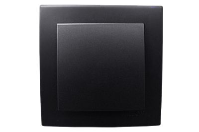  1-   Touran Nilson 24161001