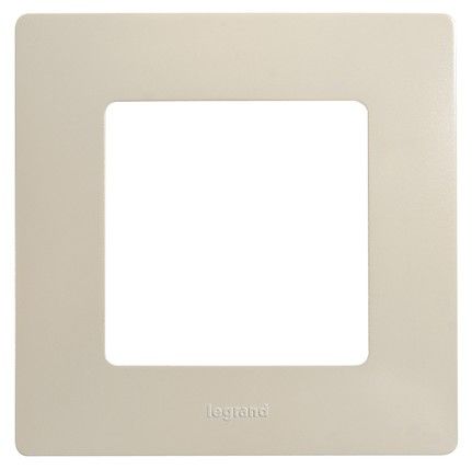   1    Etika Legrand 672511