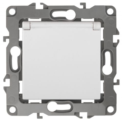 Розетка с/з со шторками с крышкой белый Серия 12  ЭРА 12-2003-01