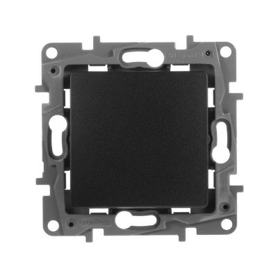 1-   Etika Legrand 672601