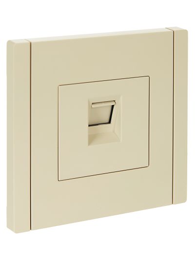 FORTE&PIANO   RJ45 .5E  FP432   IEK